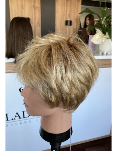 Holly Frosted Vanilla-Peruka z włosów syntetycznych NAH