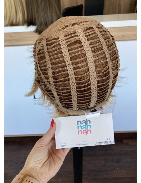 Holly Frosted Vanilla-Peruka z włosów syntetycznych NAH