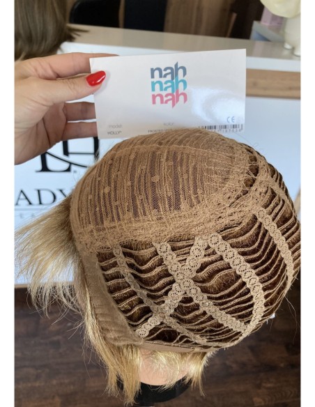 Holly Frosted Vanilla-Peruka z włosów syntetycznych NAH