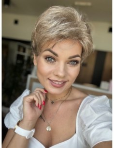 Paula  18/101-Peruka z włosów syntetycznych NAH
