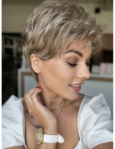 Paula  18/101-Peruka z włosów syntetycznych NAH