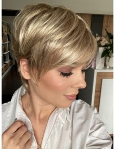 Ivy Shaded blond-Peruka z włosów syntetycznych NAH 2