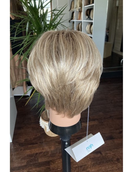 Ivy Shaded blond-Peruka z włosów syntetycznych NAH