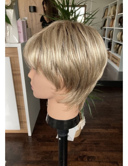 Ivy Shaded blond-Peruka z włosów syntetycznych NAH
