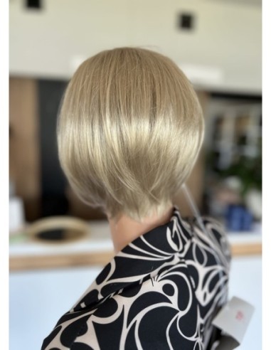 Veronica 22/16-Peruka z włosów syntetycznych NAH