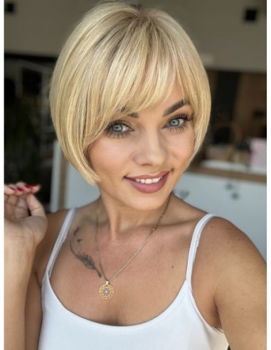 Idalia LRll-Krótka peruka z włosów naturalnych  S/M z grzywką