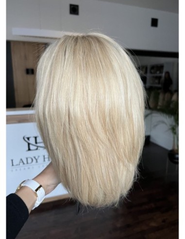 Idalia LRll-Krótka peruka z włosów naturalnych  S/M z grzywką