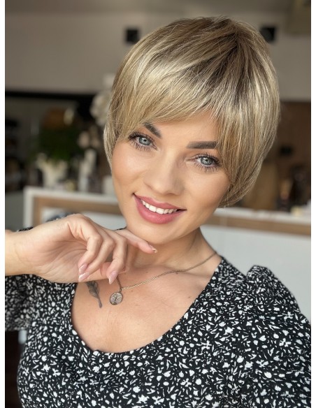 Amber  Shaded Blond-Peruka z włosów syntetycznych NAH