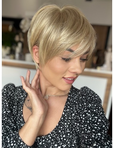 Amber  Spring Honey-Peruka z włosów syntetycznych NAH