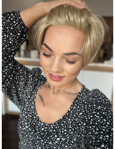 Amber  Spring Honey-Peruka z włosów syntetycznych NAH