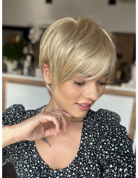 Amber  Spring Honey-Peruka z włosów syntetycznych NAH