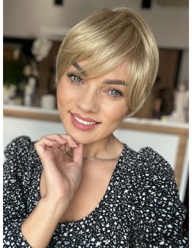 Amber  Spring Honey-Peruka z włosów syntetycznych NAH