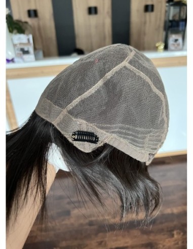 Mona-Brązowa krótka peruka z włosów naturalnych  XS