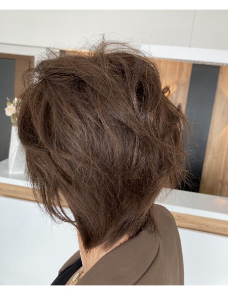 Kris brąz ll - Krótka peruka z włosów naturalnych