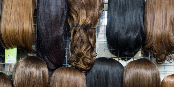 Ile kosztuje peruka z prawdziwych włosów?