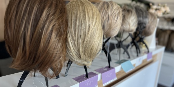 Naturalnie wyglądające peruki